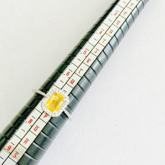 ✨Dainty Genuine Citrine and CZ ring in 925 silver✨ - Picture 6 of 6